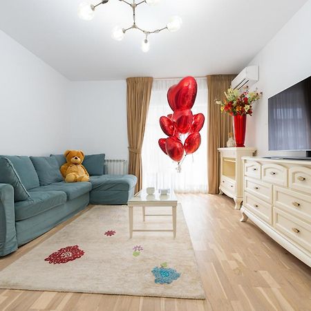 Ines - Modern 2Br Apartment With Garden Views Bucharest Exterior photo