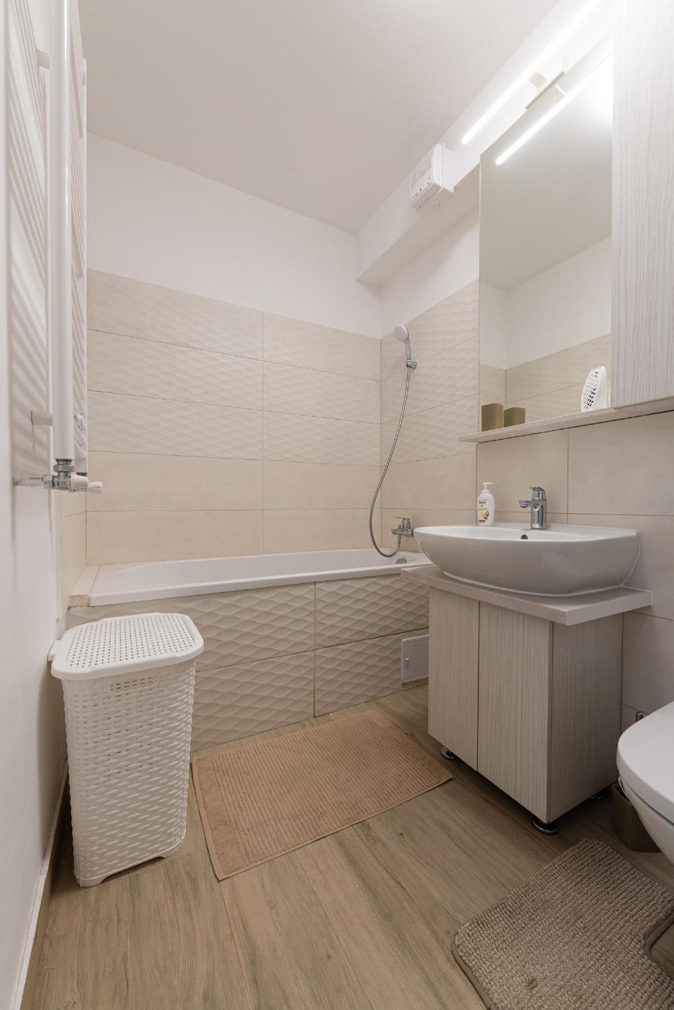 Ines - Modern 2Br Apartment With Garden Views Bucharest Exterior photo